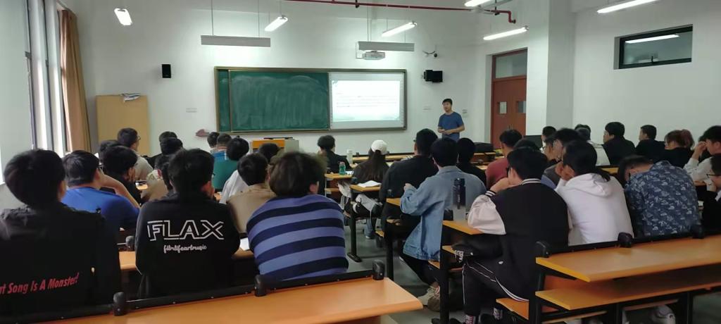 48c6f3dbbfac1f8e9f319afae342123